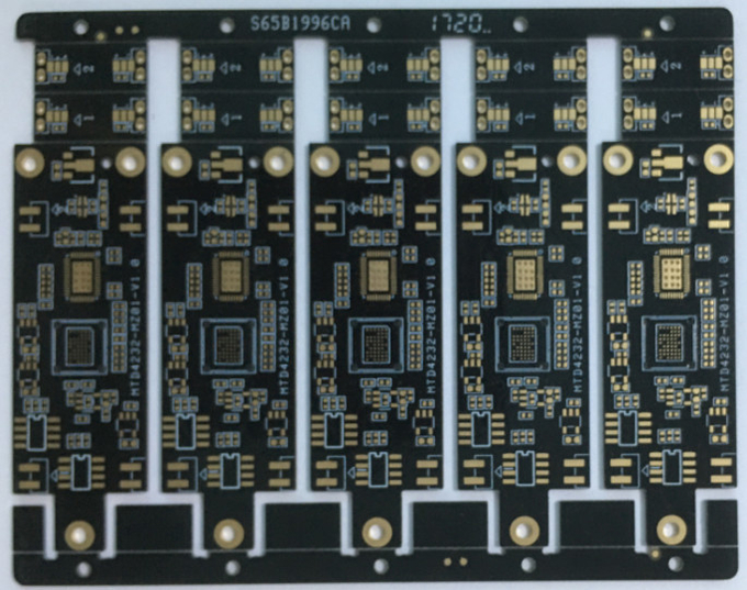 τα PCB πρωτοτύπων πάχους 1.2mm επιβιβάζονται στη μαύρη μάσκα ΕΠΙ-α-160 ύλης συγκολλήσεως πρότυπα